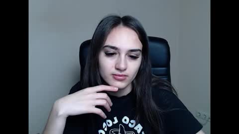 Gemma online show from December 22, 2025, 7:49 am