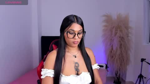          online show from April 28, 2026, 8:14 pm