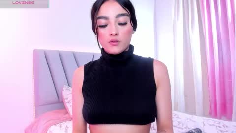 gemma_saenz online show from October 31, 2025, 3:35 pm