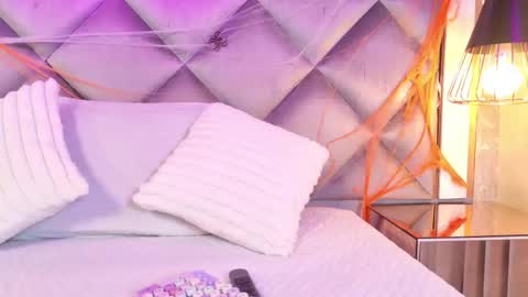 Maria  online show from October 21, 2025, 3:07 am