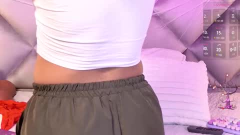 Maria  online show from October 28, 2025, 3:10 am