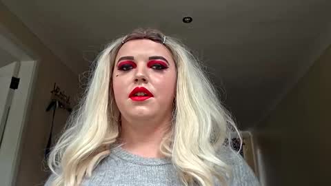 gemmaquinzel online show from October 18, 2025, 11:11 am