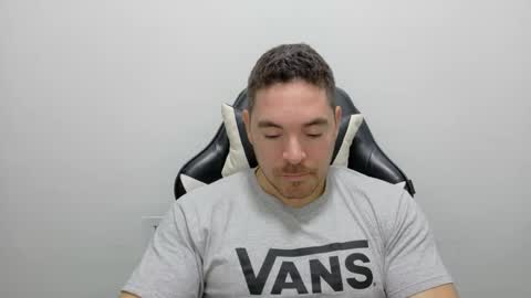 Snapshot of genesis_wb chatting on October 25, 2025, 3:47 am genesis_wb online show from October 25, 2025, 3:47 am