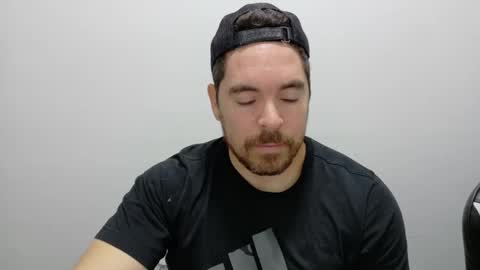 Snapshot of genesis_wb chatting on November 18, 2025, 3:23 am genesis_wb online show from November 18, 2025, 3:23 am