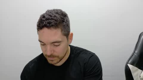 Snapshot of genesis_wb chatting on December 2, 2025, 1:44 am genesis_wb online show from December 2, 2025, 1:44 am