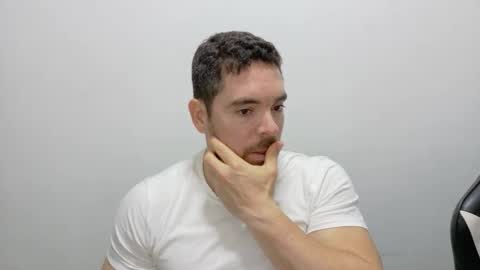 Snapshot of genesis_wb chatting on December 4, 2025, 2:32 am genesis_wb online show from December 4, 2025, 2:32 am