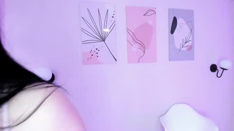 Snapshot of gennesis_love chatting on December 4, 2024, 2:42 am Sofia online show from December 4, 2024, 2:42 am