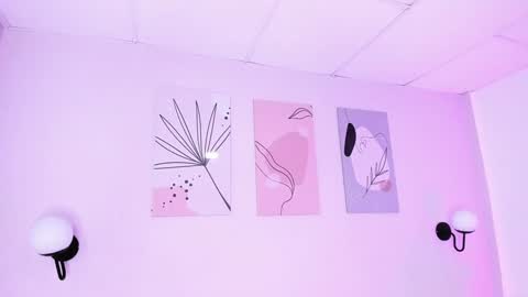 Snapshot of gennesis_love chatting on December 8, 2024, 8:20 am Sofia online show from December 8, 2024, 8:20 am