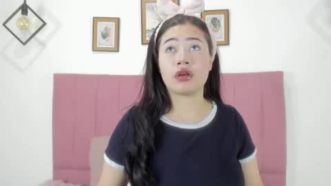 Snapshot of gennesis_love chatting on September 26, 2025, 4:05 am Sofia online show from September 26, 2025, 4:05 am