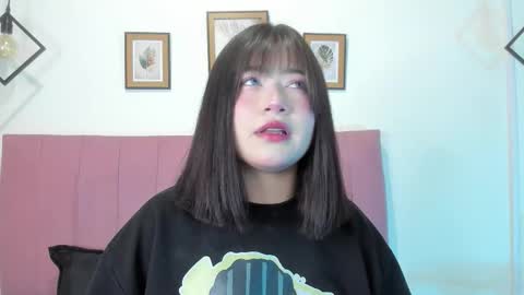 Snapshot of gennesis_love chatting on November 19, 2025, 3:50 am Sofia online show from November 19, 2025, 3:50 am