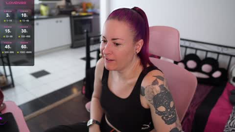 Genny Rock   and  online show from February 4, 2025, 5:23 pm