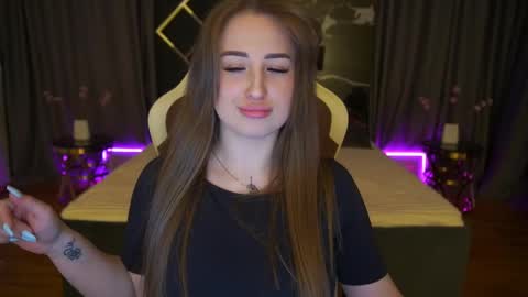 gentleadellee online show from April 15, 2026, 5:47 am