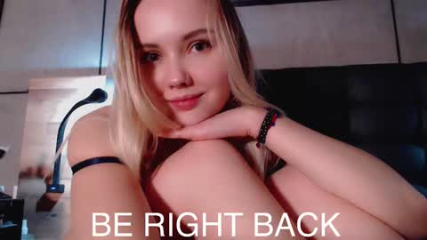 Snapshot of gentleflower23 chatting on October 19, 2025, 11:38 pm Tanya online show from October 19, 2025, 11:38 pm