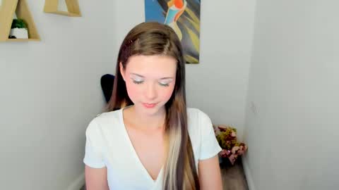 Snapshot of gentltease chatting on May 23, 2026, 7:51 pm Alice online show from May 23, 2026, 7:51 pm