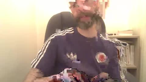 Geon online show from April 18, 2026, 8:53 pm