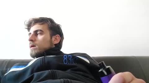 georg0300 online show from March 5, 2025, 7:27 am