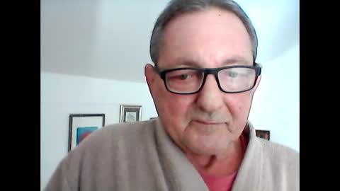 georg1412 online show from February 27, 2025, 9:11 am