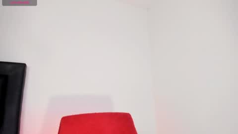 Snapshot of george_cams1 chatting on June 17, 2026, 10:39 am Jorge online show from June 17, 2026, 10:39 am