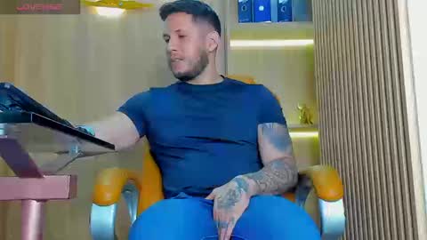 Snapshot of george_diesell_ chatting on September 8, 2025, 10:31 pm George online show from September 8, 2025, 10:31 pm