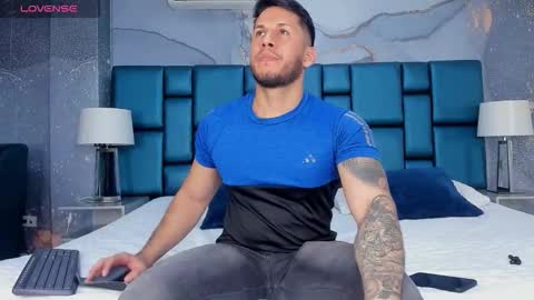 Snapshot of george_diesell_ chatting on September 16, 2025, 9:05 pm George online show from September 16, 2025, 9:05 pm