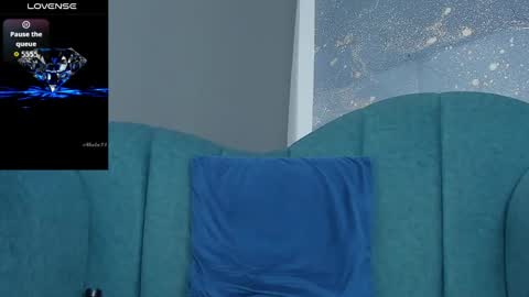 Snapshot of george_diesell_ chatting on October 3, 2025, 5:04 am George online show from October 3, 2025, 5:04 am