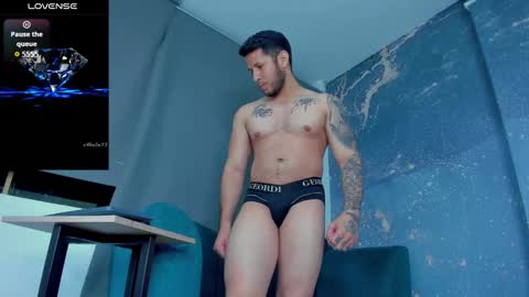 Snapshot of george_diesell_ chatting on October 12, 2025, 8:02 am George online show from October 12, 2025, 8:02 am