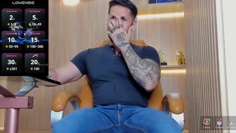 Snapshot of george_diesell_ chatting on October 18, 2025, 9:59 pm George online show from October 18, 2025, 9:59 pm