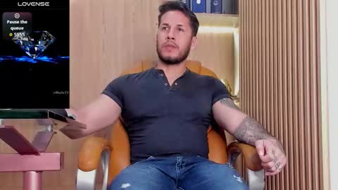 Snapshot of george_diesell_ chatting on November 11, 2025, 4:01 am George online show from November 11, 2025, 4:01 am