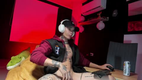 independent model online show from January 23, 2025, 3:37 am