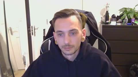 georgek0011 online show from November 11, 2025, 11:49 pm