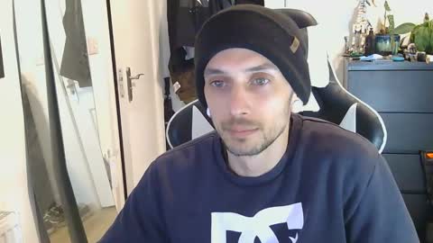 georgek0011 online show from March 6, 2026, 11:23 pm