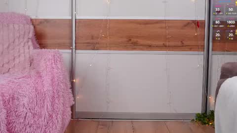 Snapshot of georgiannahearn chatting on June 18, 2026, 9:14 am May online show from June 18, 2026, 9:14 am