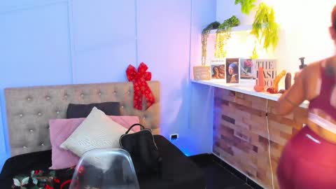 Georgina Coule online show from December 18, 2024, 12:07 pm