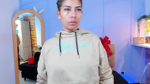 Georgina Coule online show from December 20, 2024, 12:05 pm