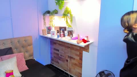 Georgina Coule online show from January 9, 2025, 6:15 pm