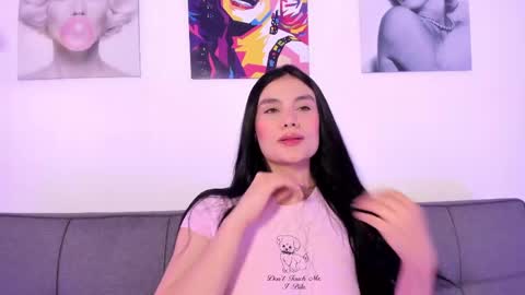 georginaa_cooper online show from April 19, 2026, 2:49 pm