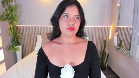 GeorginaReyes  online show from September 15, 2025, 10:54 pm