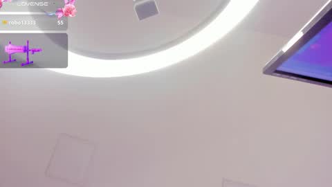 Kendal  online show from March 1, 2025, 1:11 am