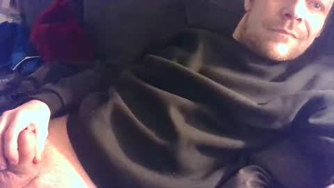 Snapshot of german33bi chatting on January 23, 2025, 12:14 am German33FFM1 online show from January 23, 2025, 12:14 am