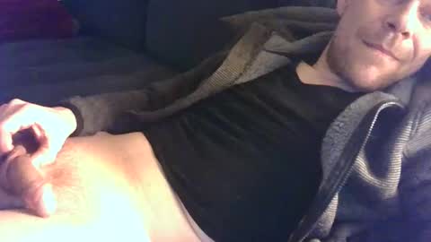 Snapshot of german33bi chatting on February 22, 2025, 6:28 am German33FFM1 online show from February 22, 2025, 6:28 am