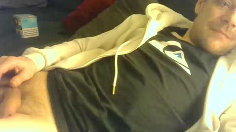 Snapshot of german33bi chatting on March 9, 2025, 5:00 am German33FFM1 online show from March 9, 2025, 5:00 am