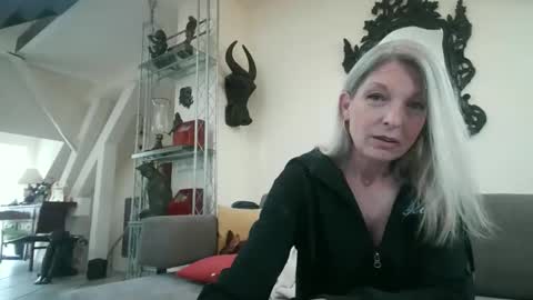 germansweety online show from March 14, 2026, 3:06 pm