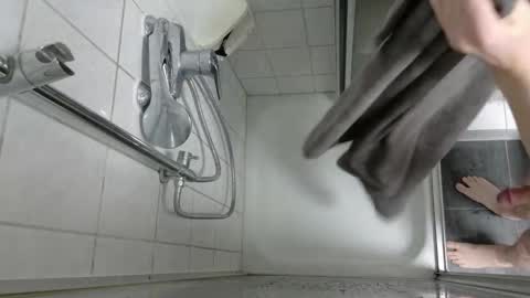 Snapshot of germinator33 chatting on November 24, 2025, 2:50 pm germinator33 online show from November 24, 2025, 2:50 pm