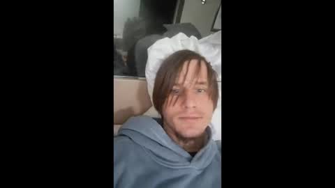 geronimoxxxx234362 online show from April 10, 2026, 12:32 pm