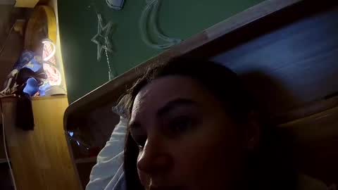 Snapshot of gessifossa chatting on March 1, 2025, 8:31 pm Anna online show from March 1, 2025, 8:31 pm