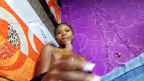 gggloria online show from April 2, 2026, 2:04 pm