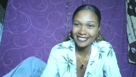 Snapshot of gggloria chatting on May 5, 2026, 6:05 pm gggloria online show from May 5, 2026, 6:05 pm