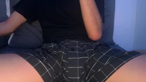 gh0st_boy_ online show from October 14, 2025, 2:01 am