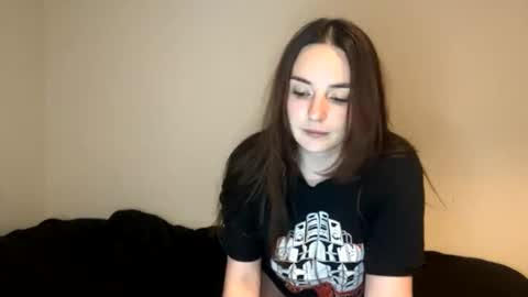 Snapshot of ghostpetal chatting on June 27, 2026, 1:21 am ghostpetal online show from June 27, 2026, 1:21 am