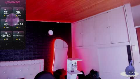 Allison  online show from December 12, 2024, 11:14 pm